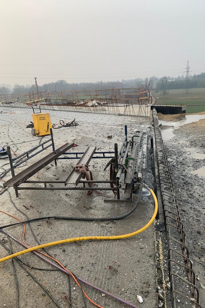 Hydrodynamiczne kucie betonu